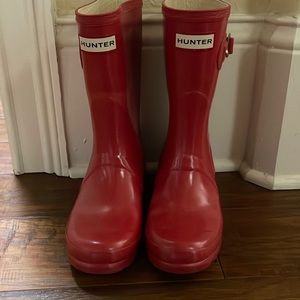 Red hunter rain books